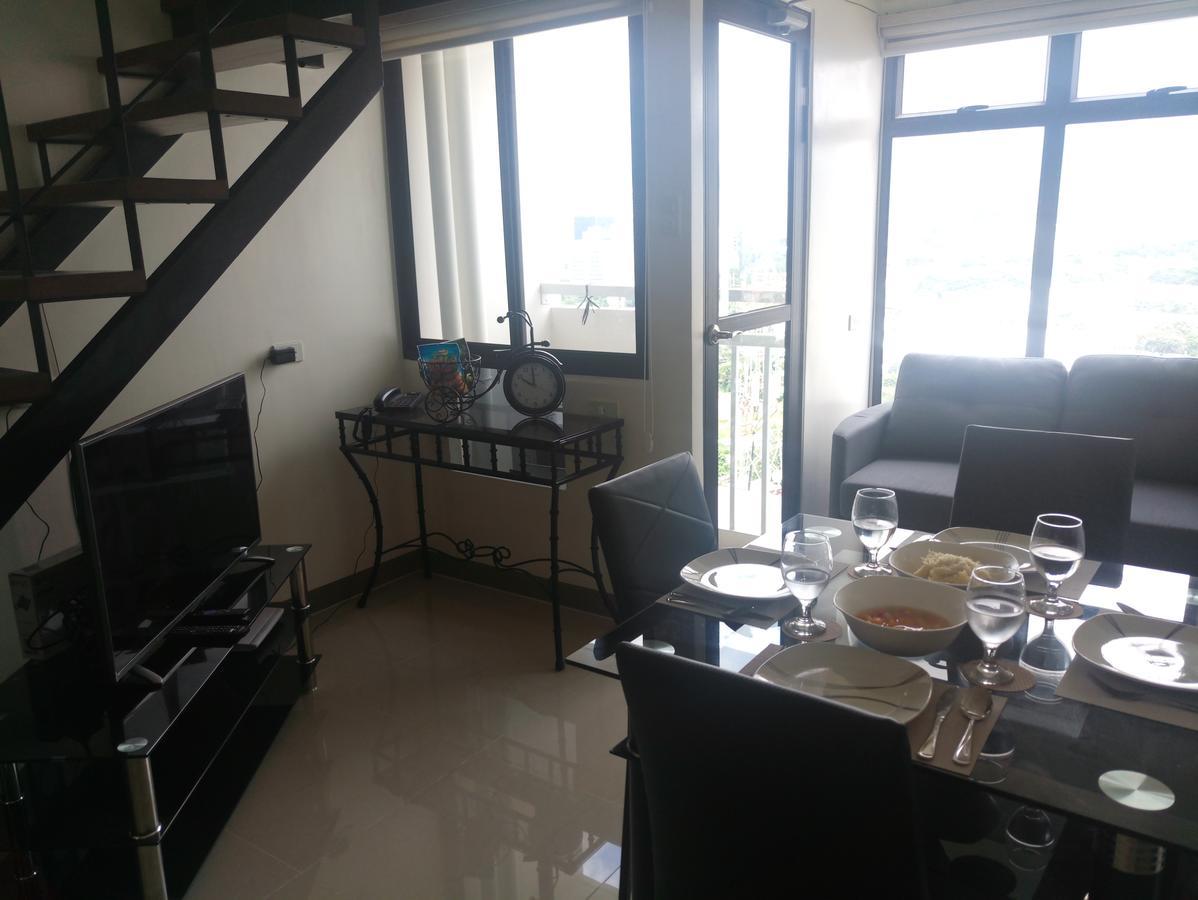 2405 Mabolo Garden Flats Apartment Cebu Exterior photo